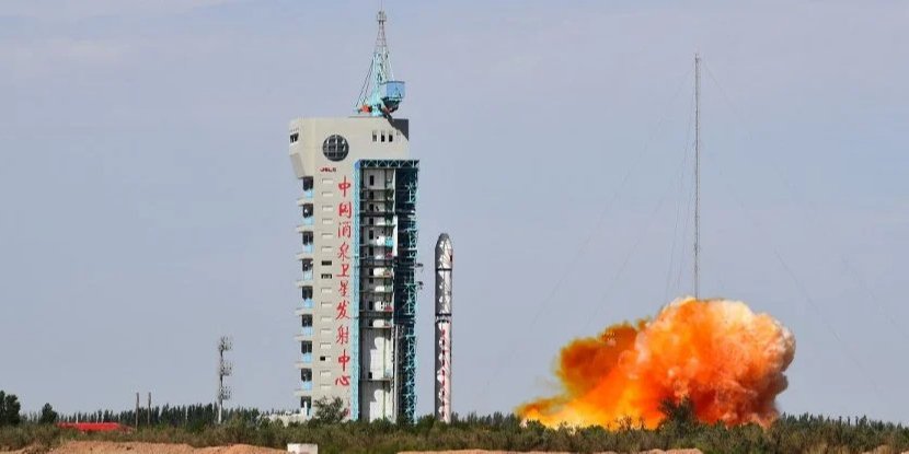 Китайський корабель повернувся на Землю (Фото: Wang Jiangbo/XINHUA/Xinhua)