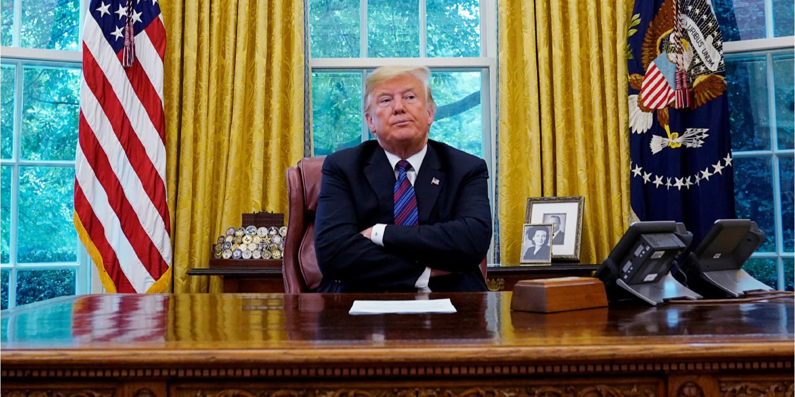 Дональд Трамп в Овальном кабинете (Фото: REUTERS/Kevin Lamarque)