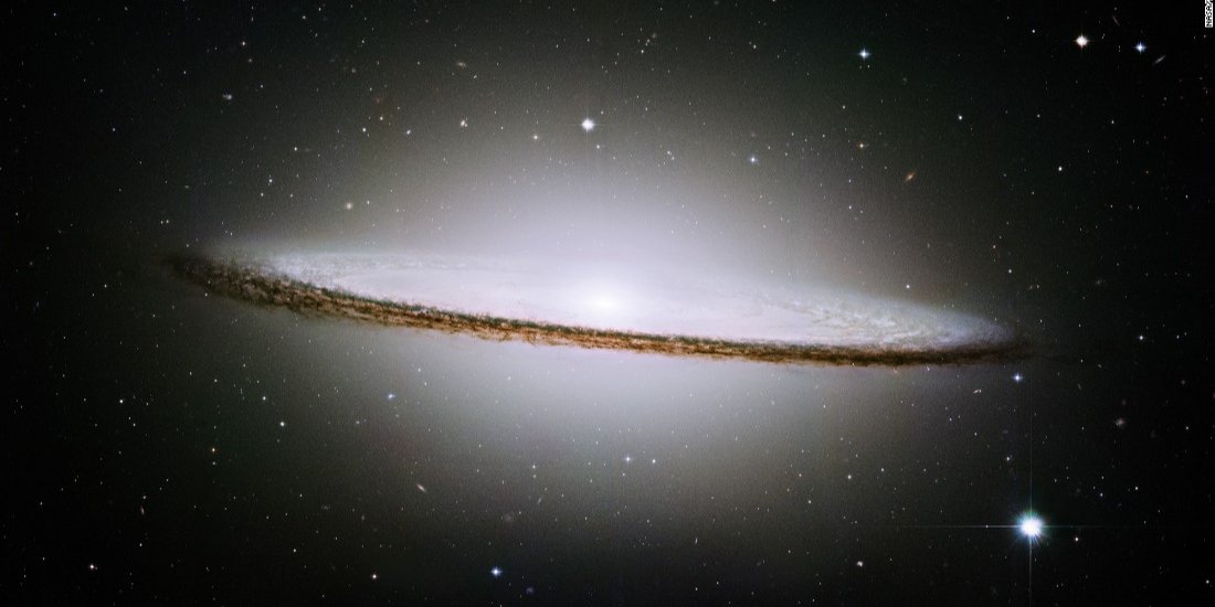 Cамая далекая галактика (Фото: Hubble)