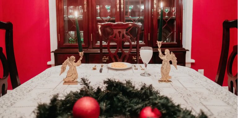 Здесь все детали интерьера напоминают о фильме (Фото: Airbnb)