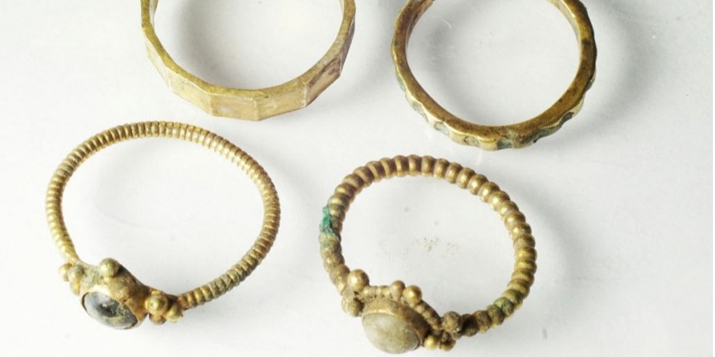 Кольца княжны Марии нашли в Польше (Фото: A. Kędzierski // archeologia.com.pl)