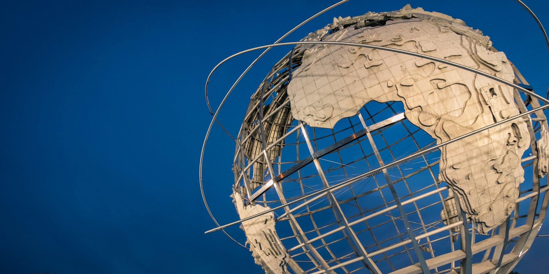The Economist составил прогноз на 2021 год для 81 страны мира (Фото: David Watkis via Unsplash)