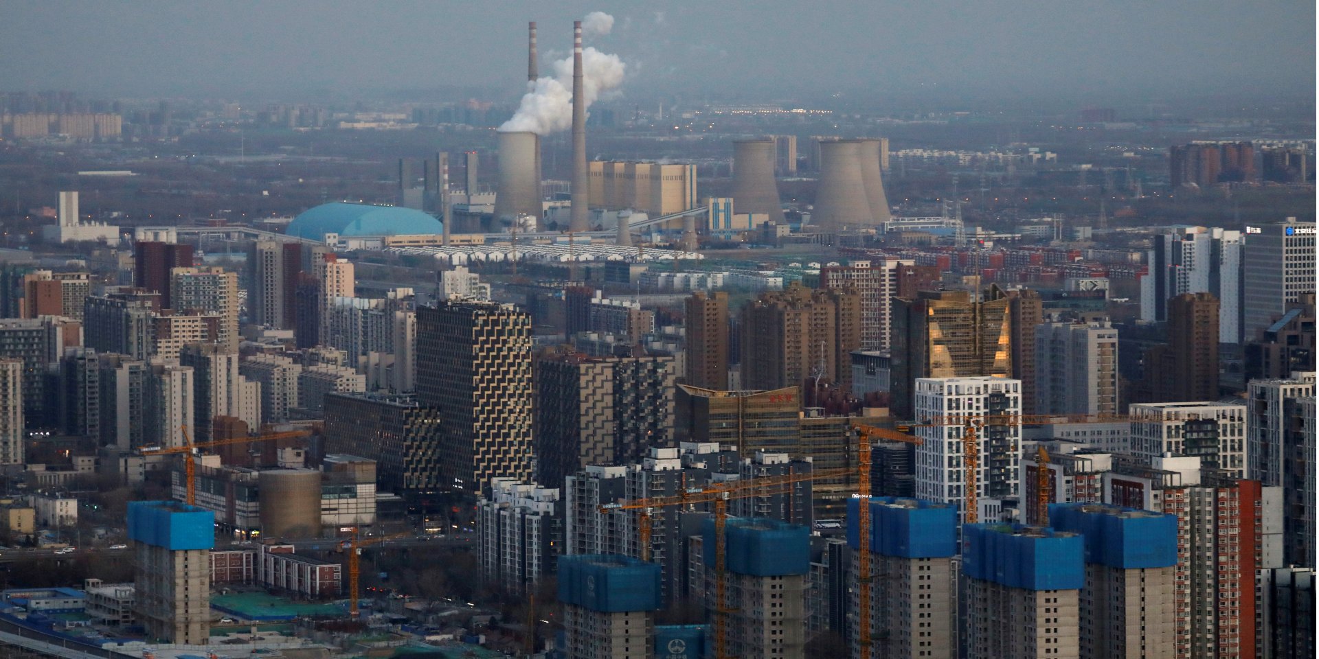В 2021 году экономика Китая вполне может обогнать совокупный ВВП Евросоюза (Фото: REUTERS / Tingshu Wang / File Photo)