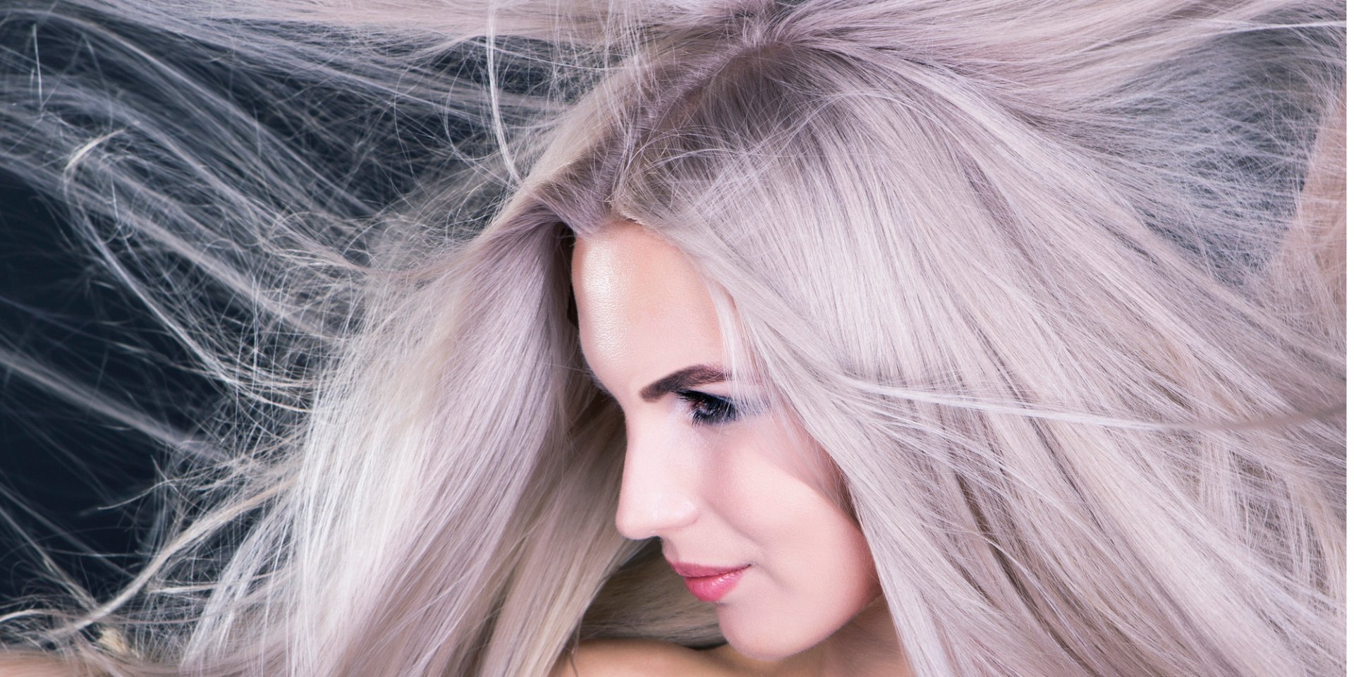 Платиновый блонд — один из наиболее нестойких оттенков (Фото: maxanner/depositphotos)