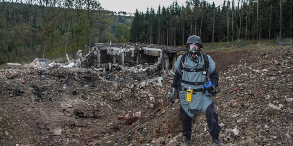 Операція з&nbsp;очищення території вибухів поблизу Врбетіце стала найдорожчою в історії чеської поліції (Фото: Поліція Чехії)
