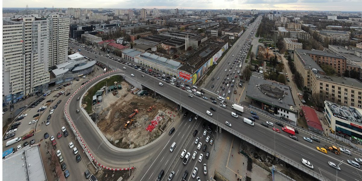 Территория бывшего завода Большевик в центре Киеве, котрую могут продать уже летом 2021 года (Фото: Олекса Коцінський)