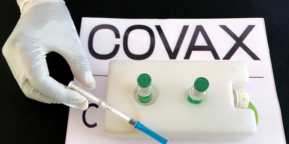 Новая поставка запланирована в рамках глобальной инициативы COVAX (Фото: Tiksa Negeri/Reuters)