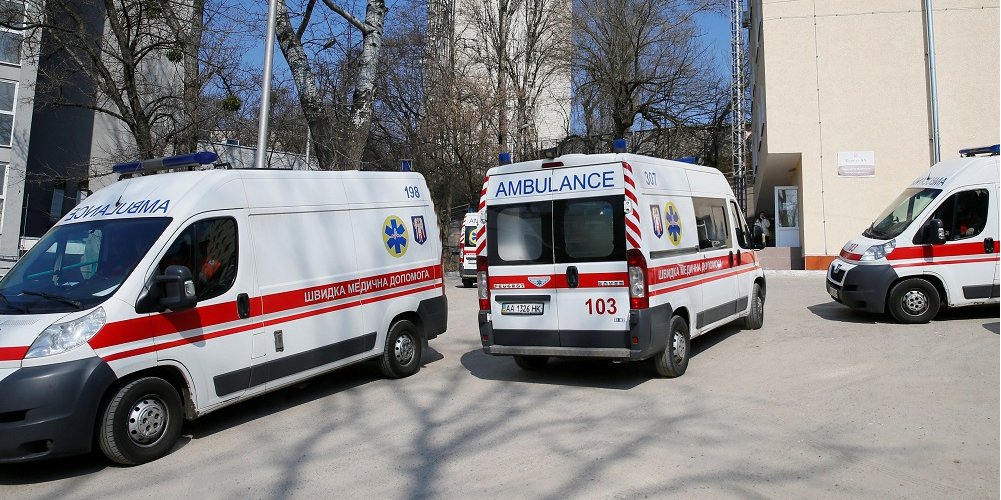 В Киеве смертность остается на высоком уровне (Фото: Gleb Garanich/Reuters)