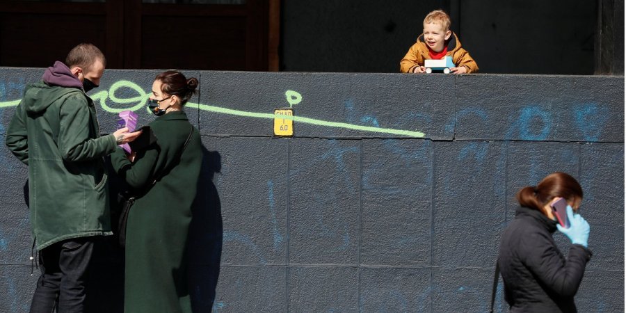 В Украине расширили желтую зону карантина (Фото: REUTERS/Gleb Garanich)
