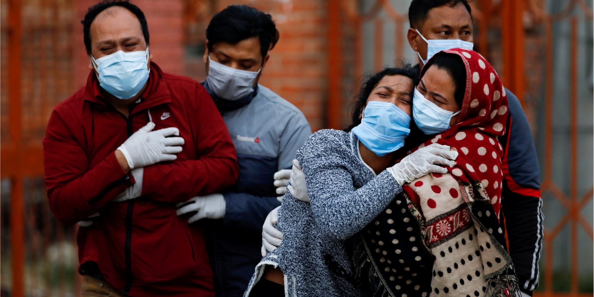 Ситуация с коронавирусом в Индии остается катастрофической (Фото: REUTERS/Navesh Chitrakar)