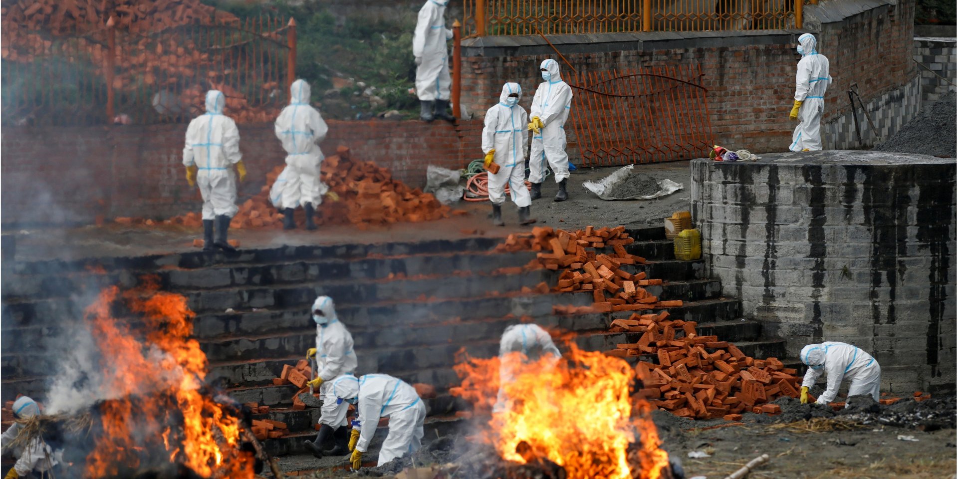 Кремация умерших в Катманду (Фото: REUTERS/Navesh Chitrakar)