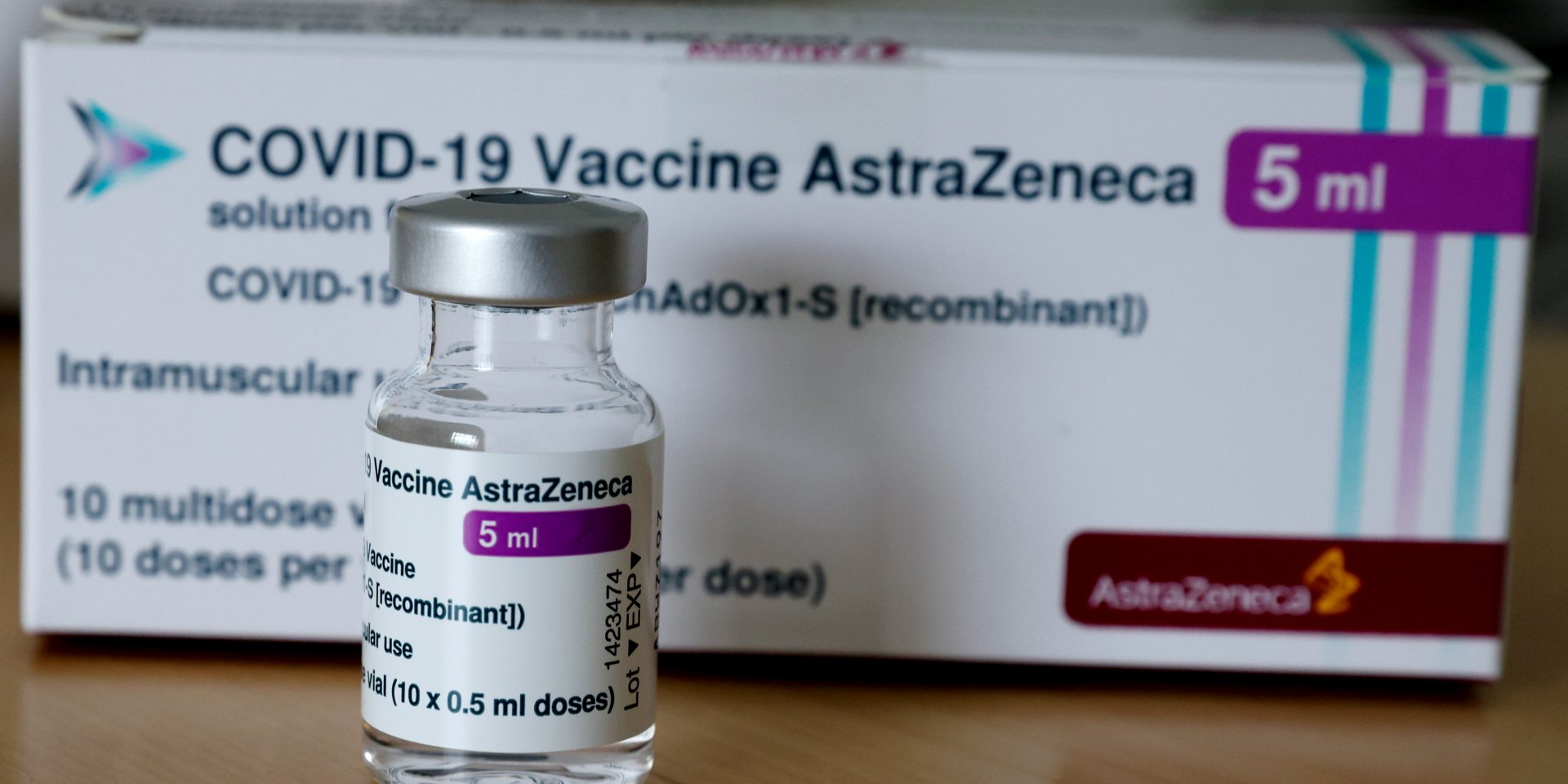 Грузия изменила рекомендацию по вакцине AstraZeneca (Фото: REUTERS/Leonhard Foeger)