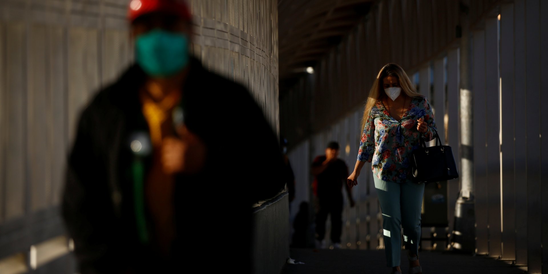 Власти Техаса отменили ношение масок в школах (Фото: REUTERS/Jose Luis Gonzalez)
