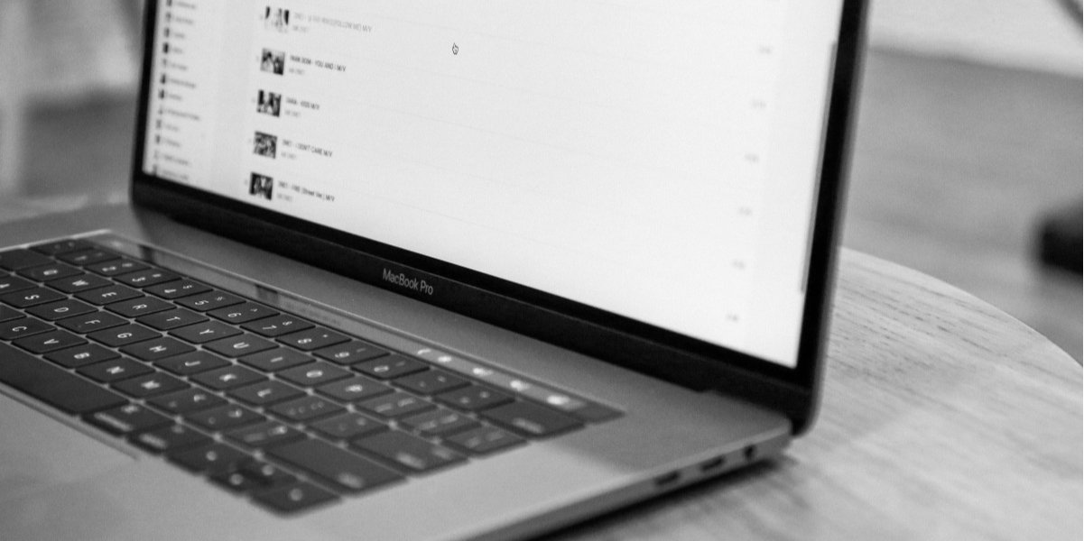 Поставки ноутбуков Apple, вероятно, будут ограничены в следующем году (Фото: pxhere.com)