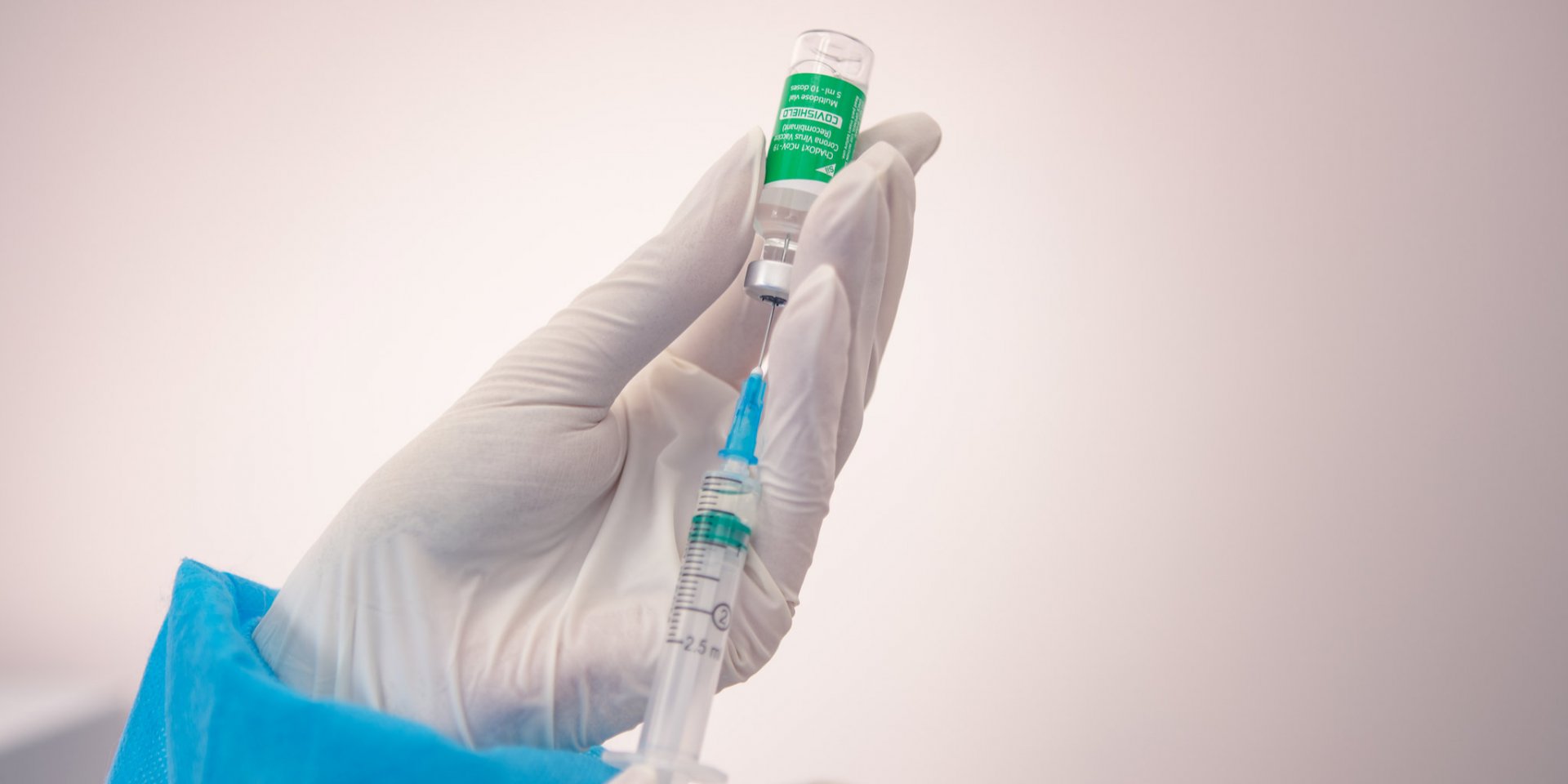 В Украине вакцинировали более миллиона человек (Фото: Covid-19 vaccination via Flickr)