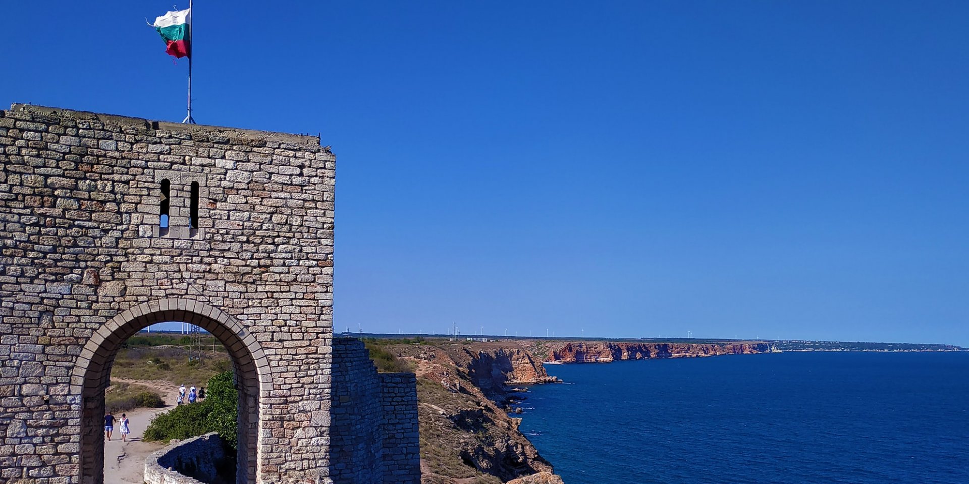 Украинские туристы могут посетить Болгарию с 1 июня до 31 июля (Фото: Neven Myst via Unsplash)
