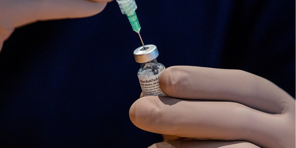 Канада обновила рекомендации по использованию вакцин от коронавируса (Фото: Carlos Osorio/Reuters)