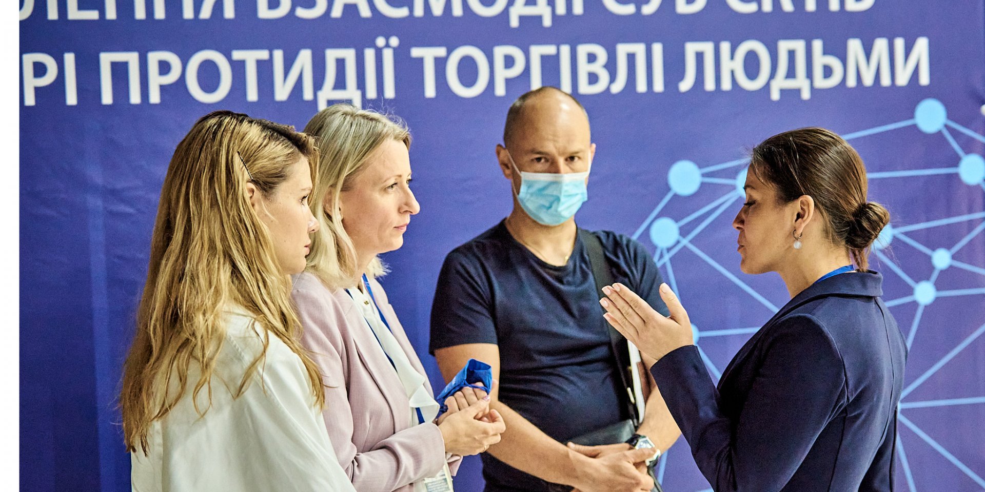Експерти з протидії торгівлі людьми проводять симуляційні вправи (Фото: #працюйбезпечно)
