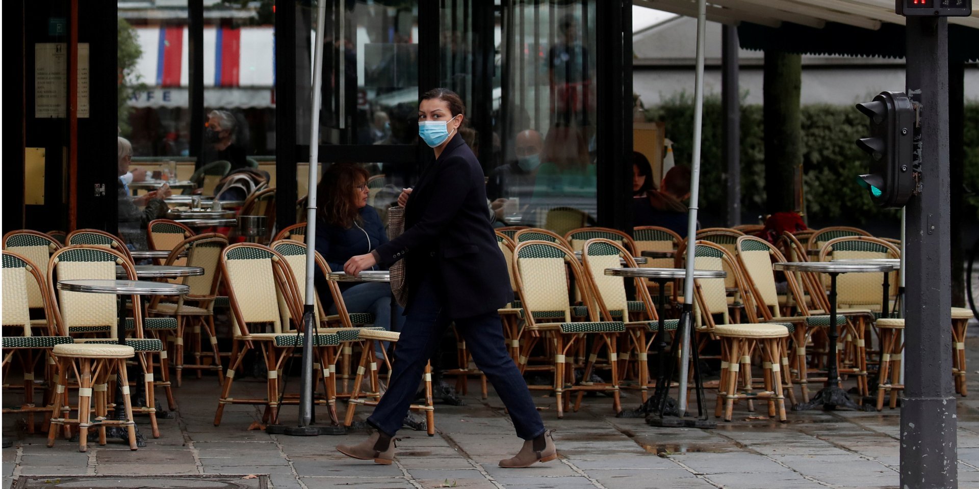 Франция с 9 июня меняет правила въезда (Фото: REUTERS/Gonzalo Fuentes)