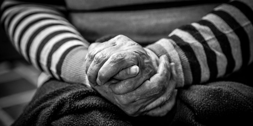 День бабусь і дідусів заснували за ініціативою Папи Римського Франциска (Фото: unsplash)