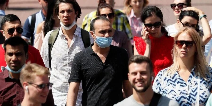 С 18 июня в Украине ежедневно фиксируют менее тысячи инфицированных (Фото: REUTERS/Gleb Garanich)