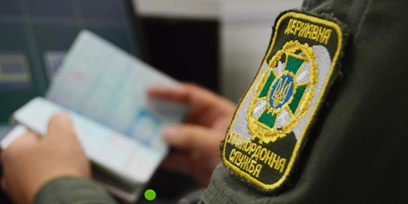 Теперь для въезда иностранцам нужна вакцинация по меньшей мере одной дозой (Фото: Наталья Кравчук / НВ)