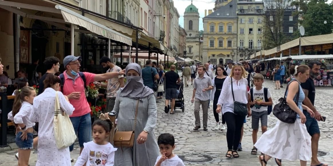 Туристи з арабських країн у Львові (Фото: Радіо Свобода/Галина Терещук)