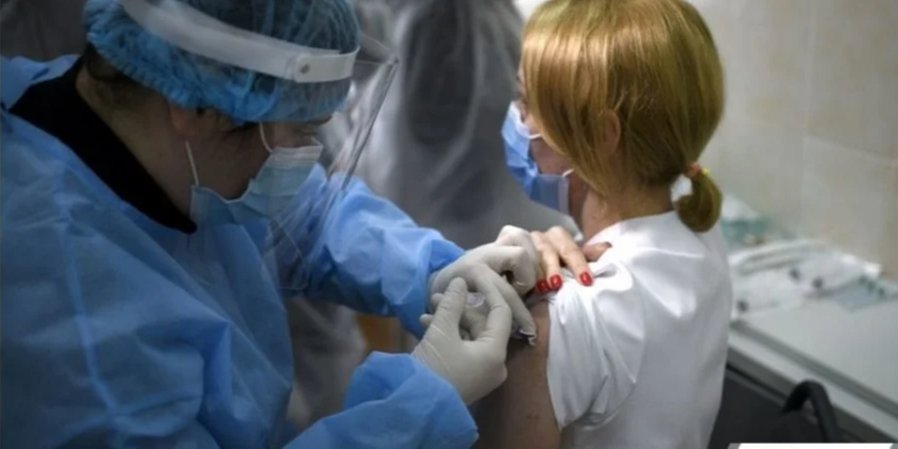 Минздрав разрабатывает нормы для вакцинированных от коронавируса, их обнародуют в ближайшее время (Фото: Горсовет Львова)