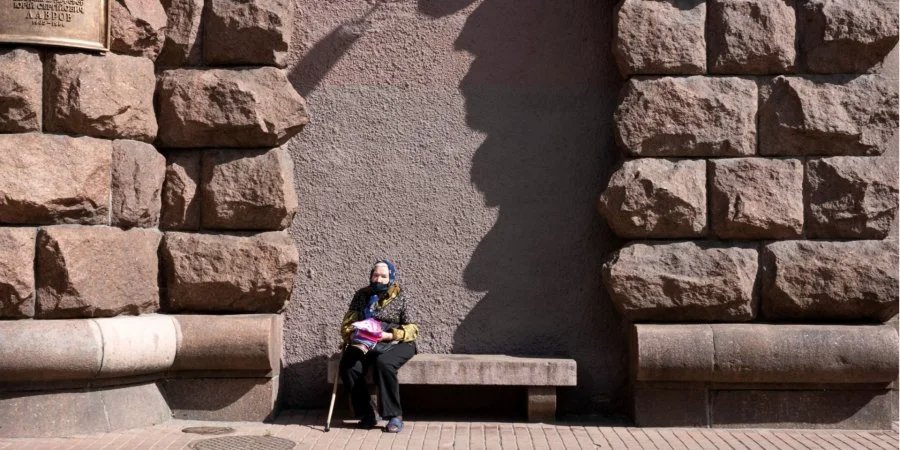 Украина готовится к желтой зоне карантина (Фото: Gleb Garanich/Reuters)