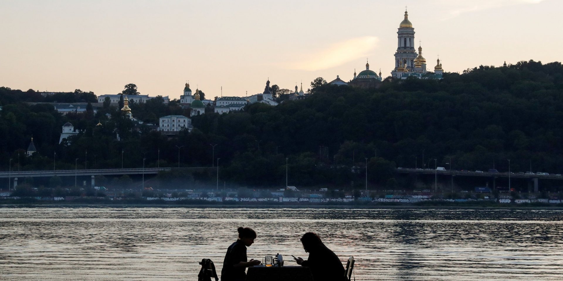 Поки в Києві немає передумов для запровадження локдауну, вважають в КМДА (Фото: REUTERS/Valentyn Ogirenko)