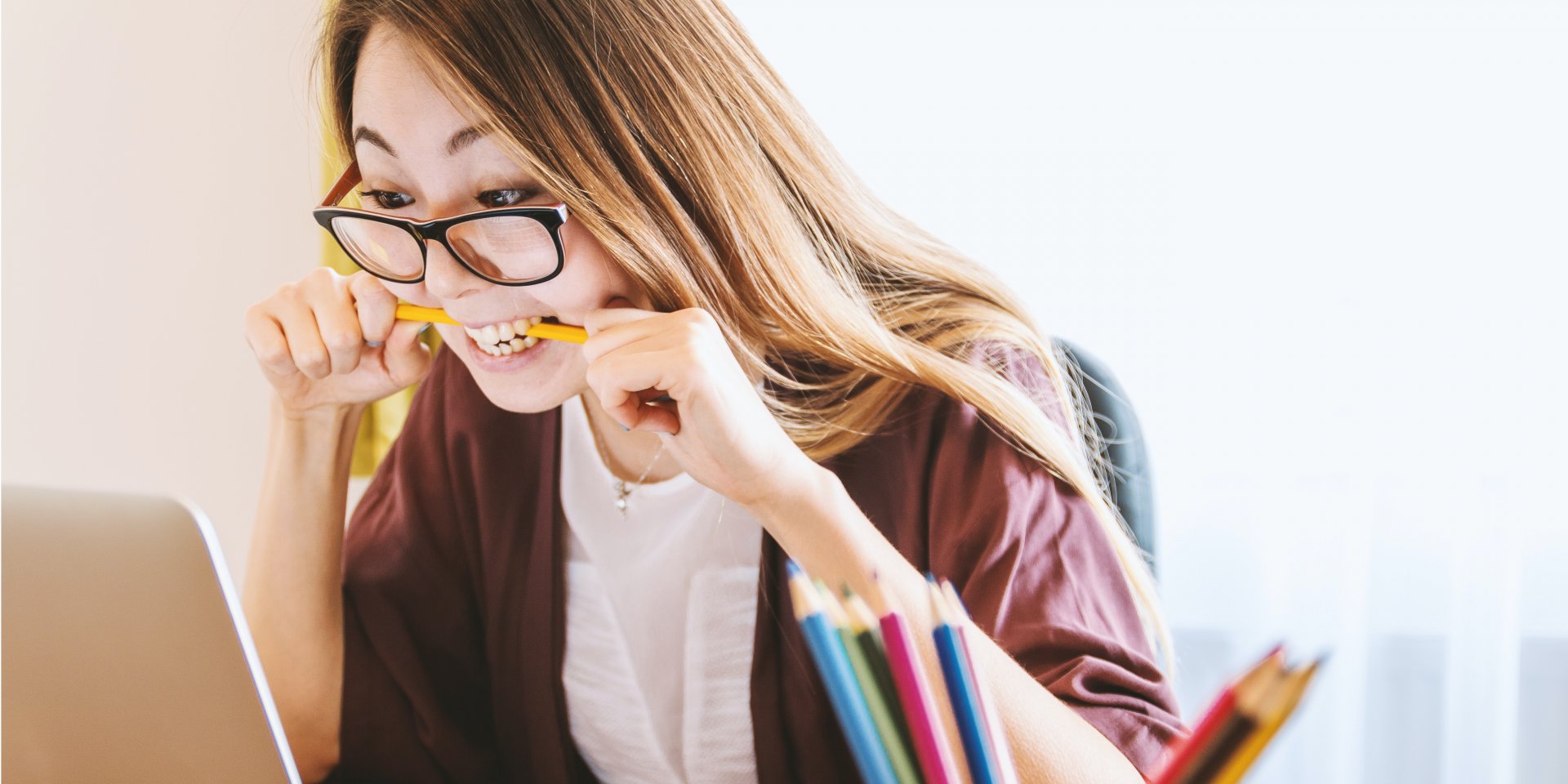 Плотный график на работе безусловно может вызвать у вас чувство подавленности (Фото: JESHOOTS.COM/Unsplash)