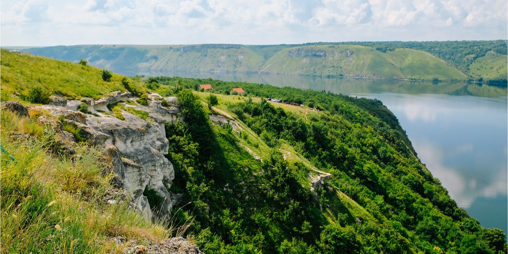 Бакота — напрям для відпочинку, що входить до національного парку Подільські Товтри (Фото: veterdoit.com)
