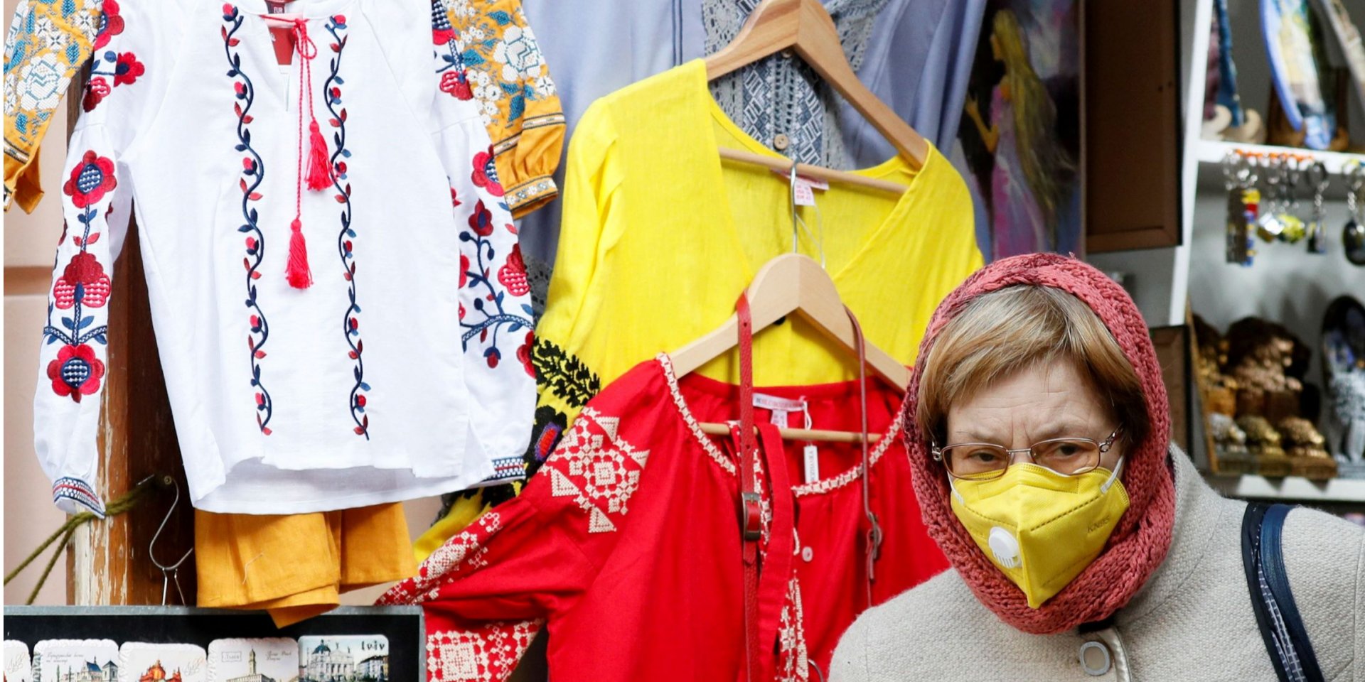 Червона зона карантину діє в п’яти областях України (Фото: REUTERS/Gleb Garanich)