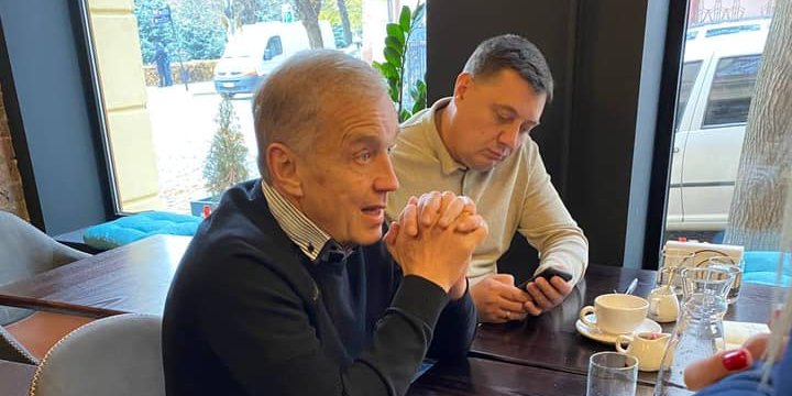 Чиновники, которые отказались предъявить COVID-сертификат (Фото: Анжела Косован / Facebook)