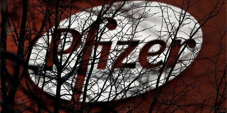 Pfizer создала экспериментальные таблетки от коронавируса (Фото: Cathal McNaughton/Reuters)