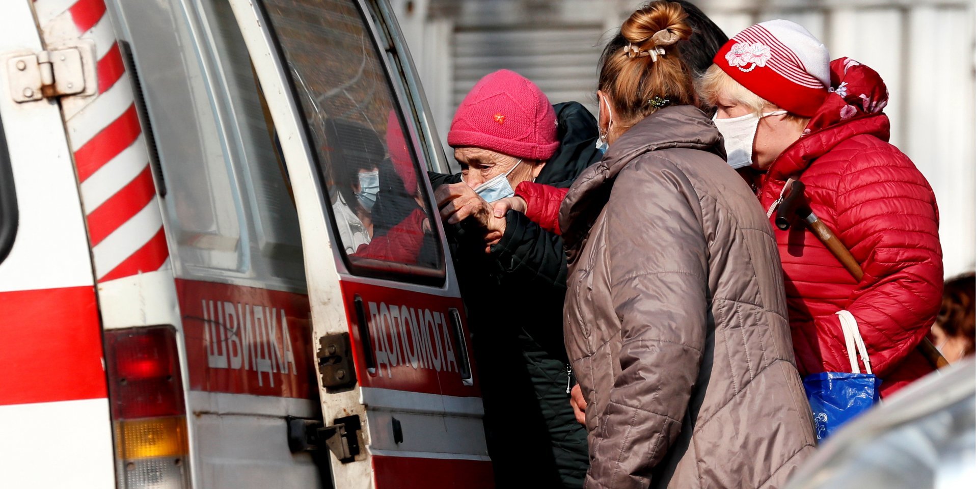 За минувшие сутки коронавирус в Украине обнаружили у 13 068 человек (Фото: REUTERS/Gleb Garanich)