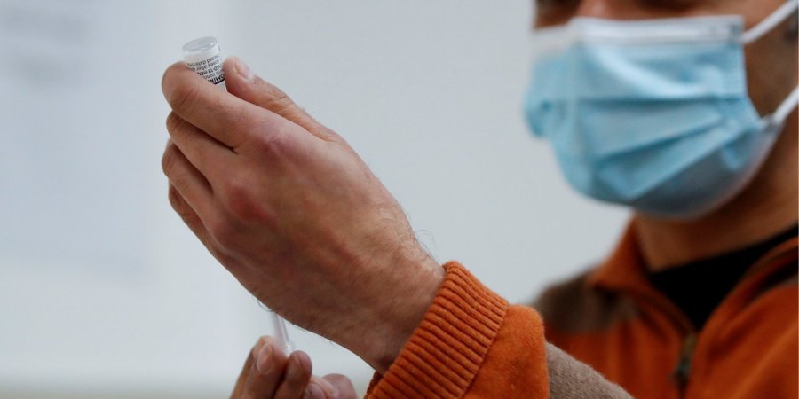 У Польщі тестують український препарат, який може стати вакциною від COVID-19 (Фото:REUTERS/Andrew Boyers)