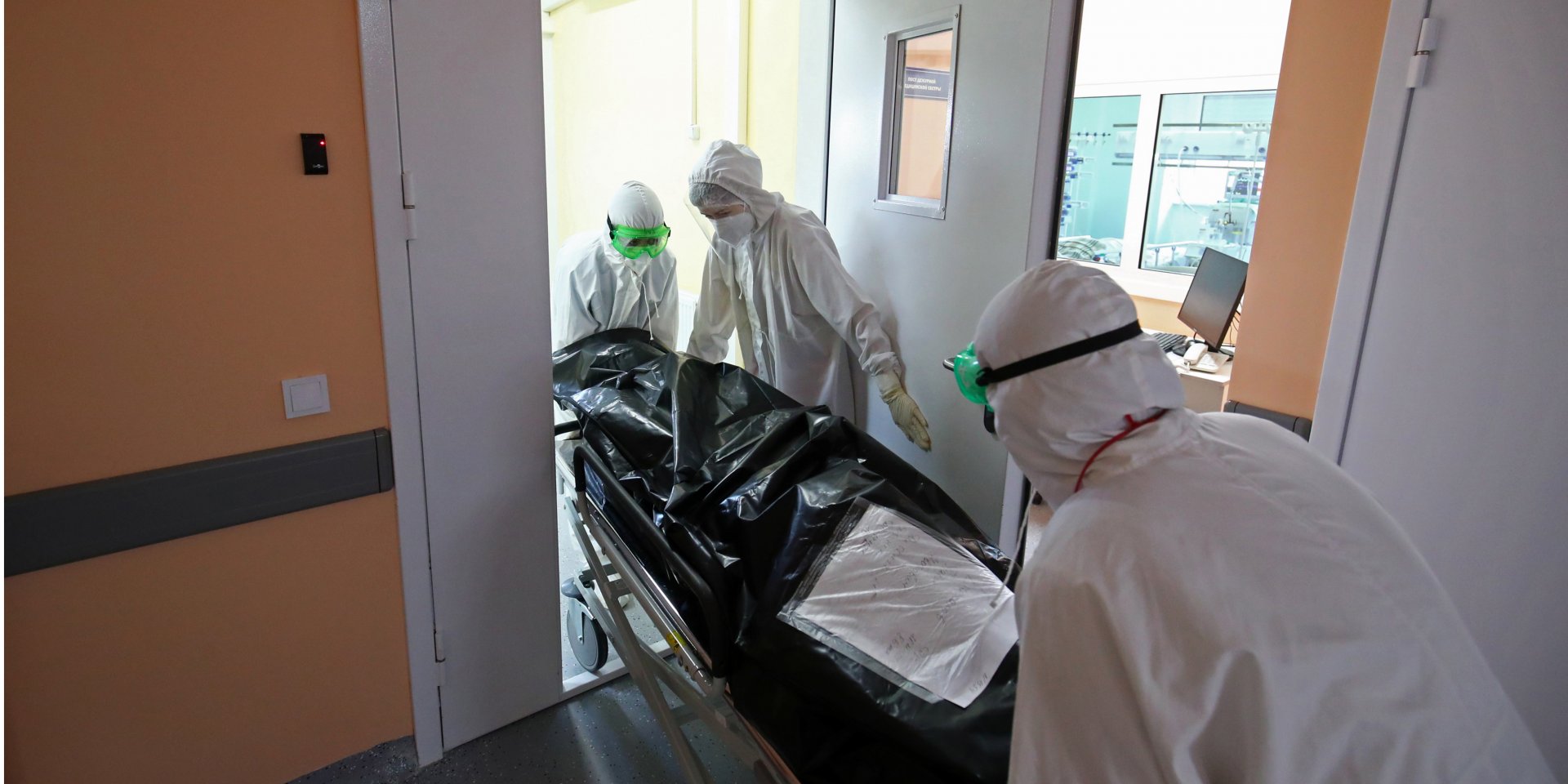 В России от коронавируса умерло рекордное количество пациентов (Фото: REUTERS/Kirill Braga)