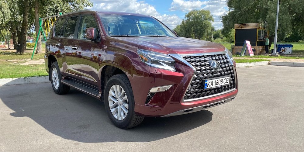 Пробуем Lexus GX. Снято на Samsung Galaxy S21 Ultra (Фото: НВ)
