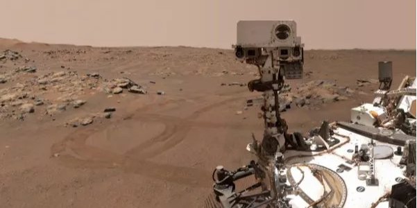Селфи, сделанное марсоходом Perseverance Mars (Фото: NASA / JPL-Caltech / MSSS)