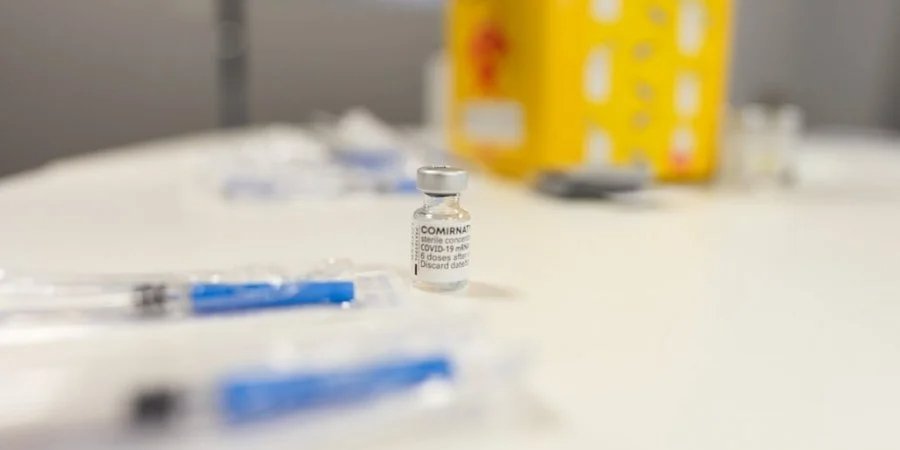 Бустерную дозу разрешили для всех вакцинированных украинцев (Фото: Eugene Chystiakov/Unsplash)
