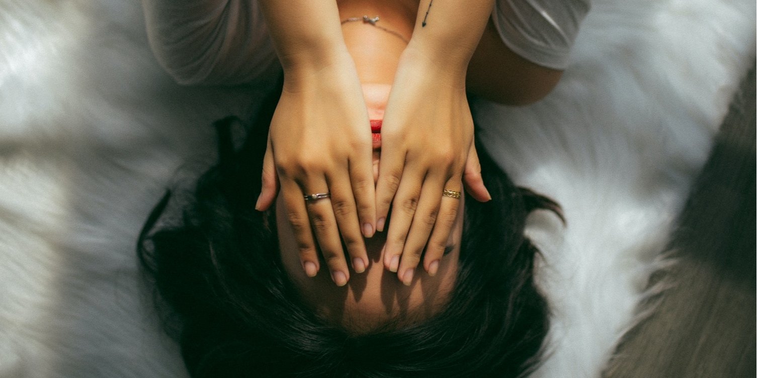 Отрицательные чувства в браке, даже сильные, — это нормально (Фото: anthony tran / unsplash)