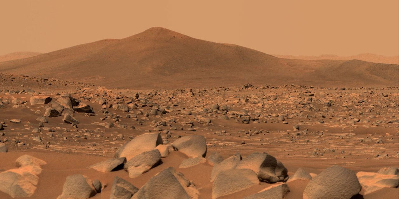 Марсіанський пейзаж, сфотографований марсоходом NASA Perseverance 29 квітня 2021 року (Фото: NASA)