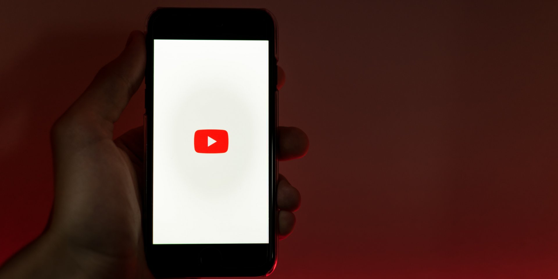 Як заробляють на YouTube — подкаст (Фото: Szabo Viktor/unsplash)