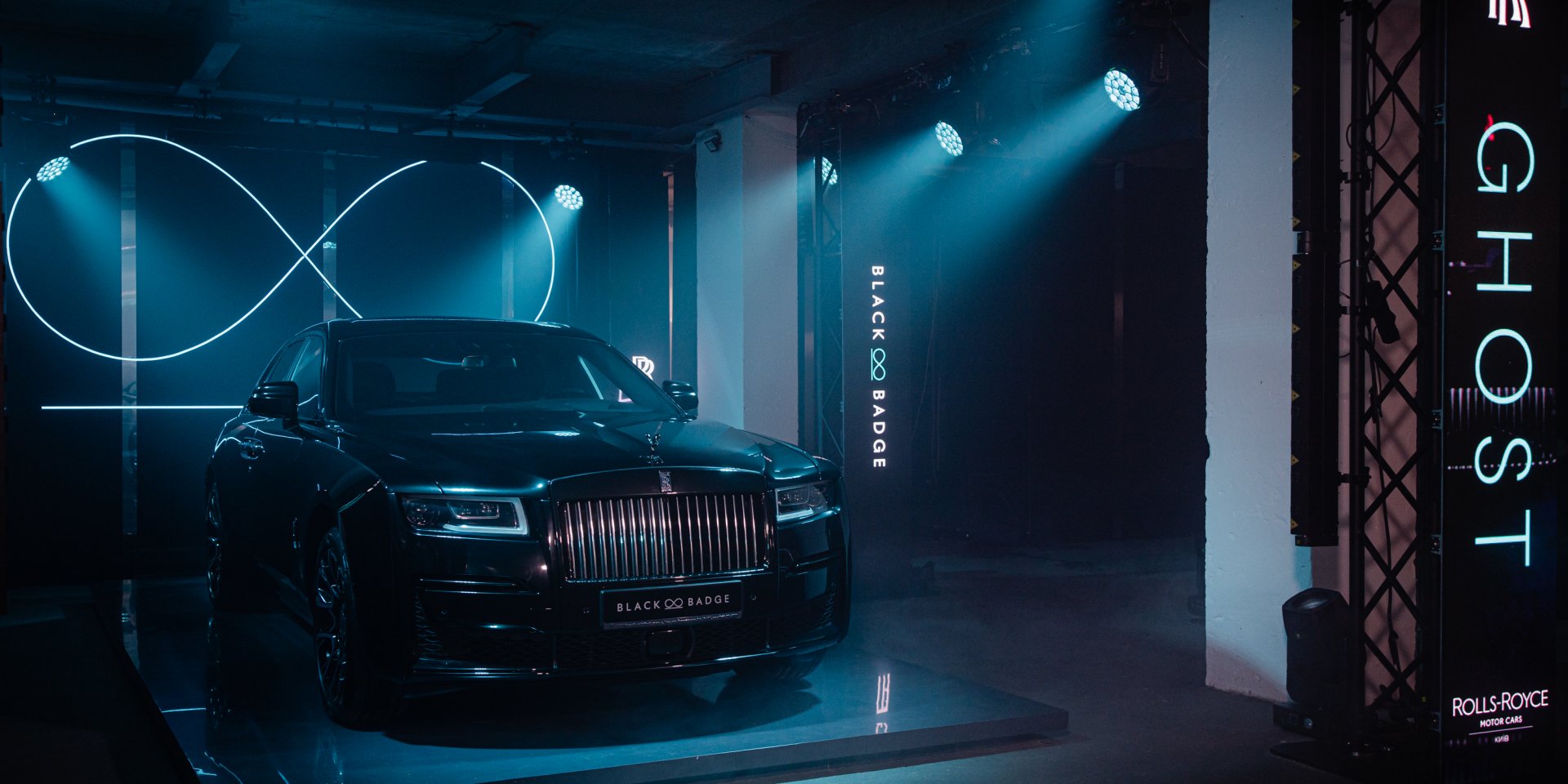 Rolls-Royce Black Badge Ghost (Фото: Предоставлено АВТ Бавария)