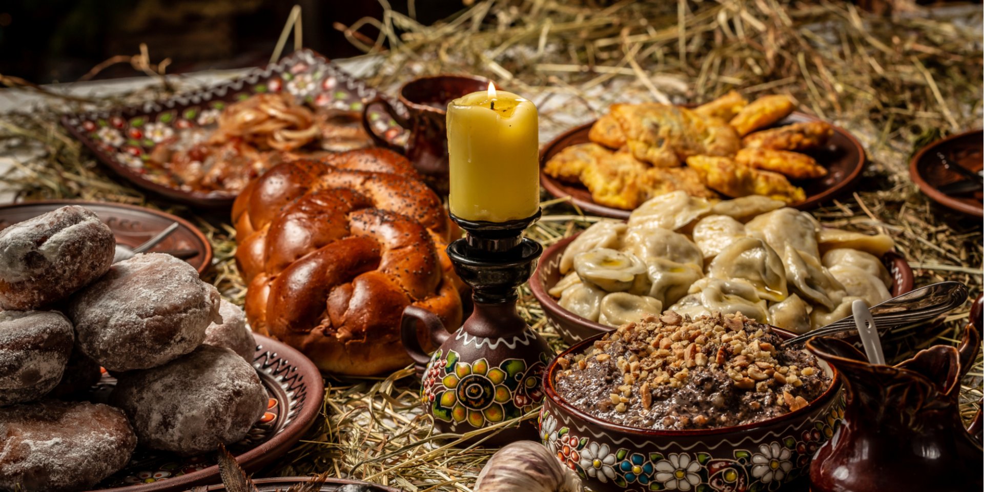 Вареники можно готовить с соленой и сладкой начинками (Фото: kovalnadiya.ukr.net / depositphotos.com)
