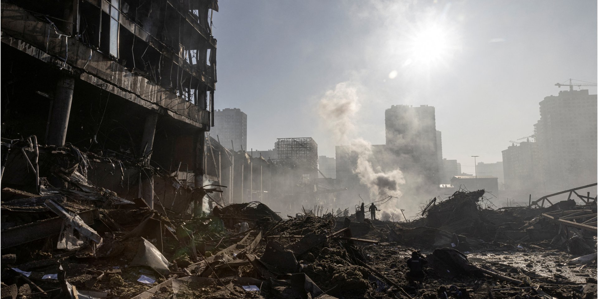 The shopping mall and nearby block that Russia destroyed in an airstrike in Kyiv on March 20. (Photo: Reuters)