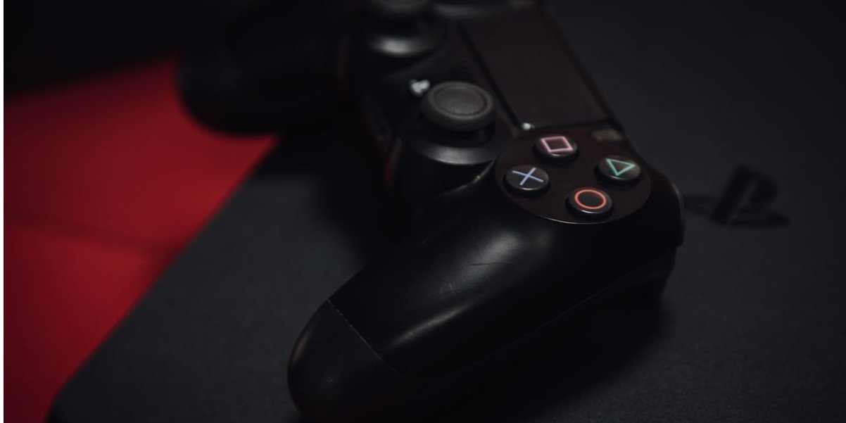 Українська локалізація у PlayStation 4 та 5 з’являється після оновлень (Фото: Sony)