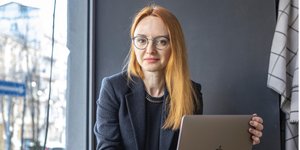 Маріанна Ткалич, докторка психологічних наук та директорка дослідницької лабораторії Рейтинг Лаб переконана, що завдяки зовнішній загрозі країна згуртувалась щодо принципових питань (Фото: Олександр Медведєв / НВ)