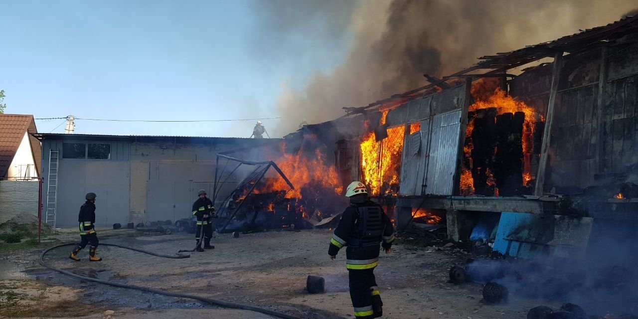 The Russians continue to shell Kharkiv (Photo: SES of Ukraine)